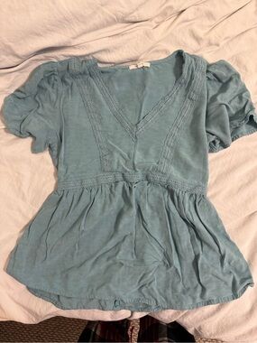 Maurices Light Blue V-Neck Lace-Trim Peplum Top
